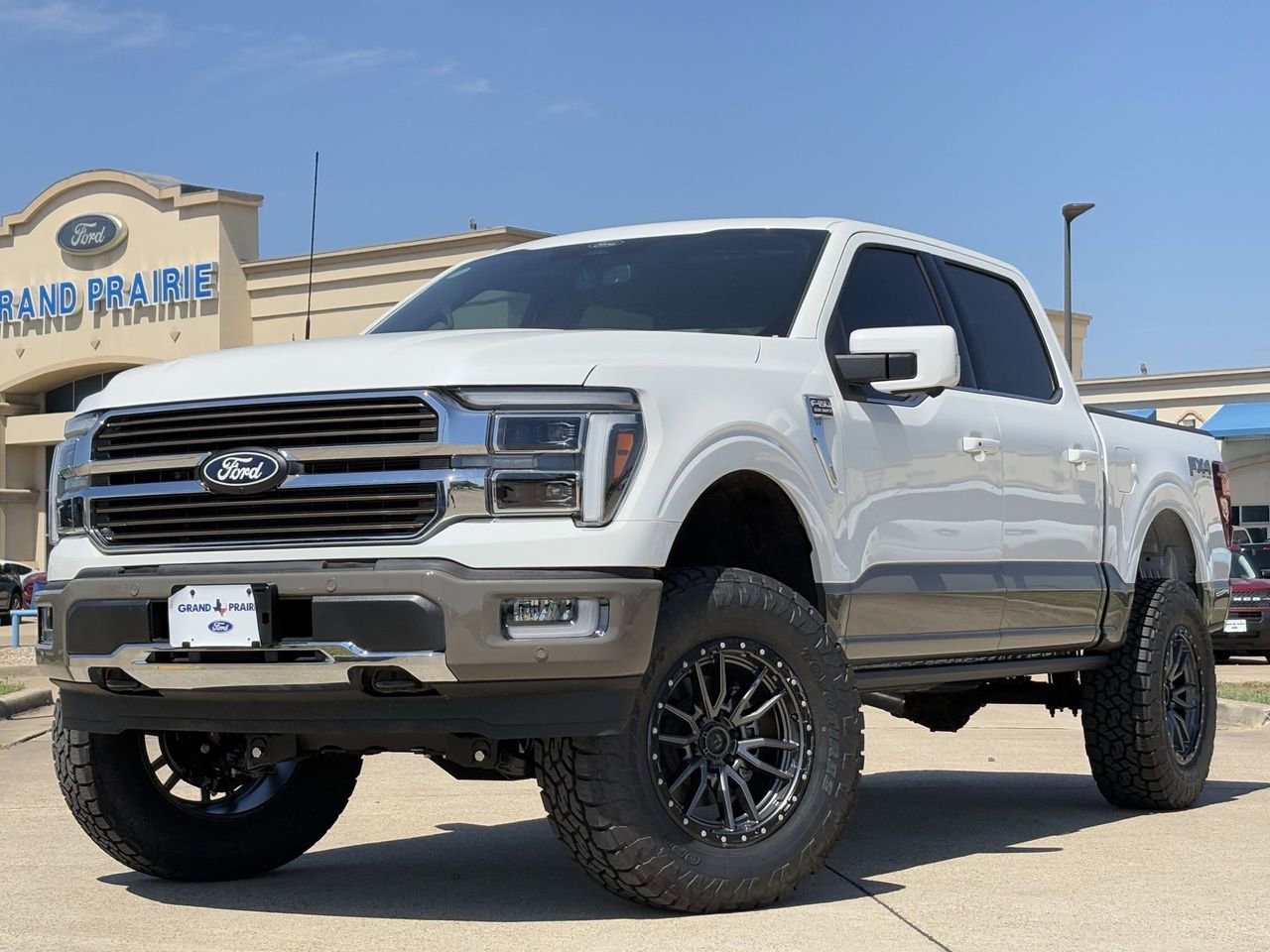 New 2025 Ford F150 King Ranch w/ FX4 Off-Road Package image 35