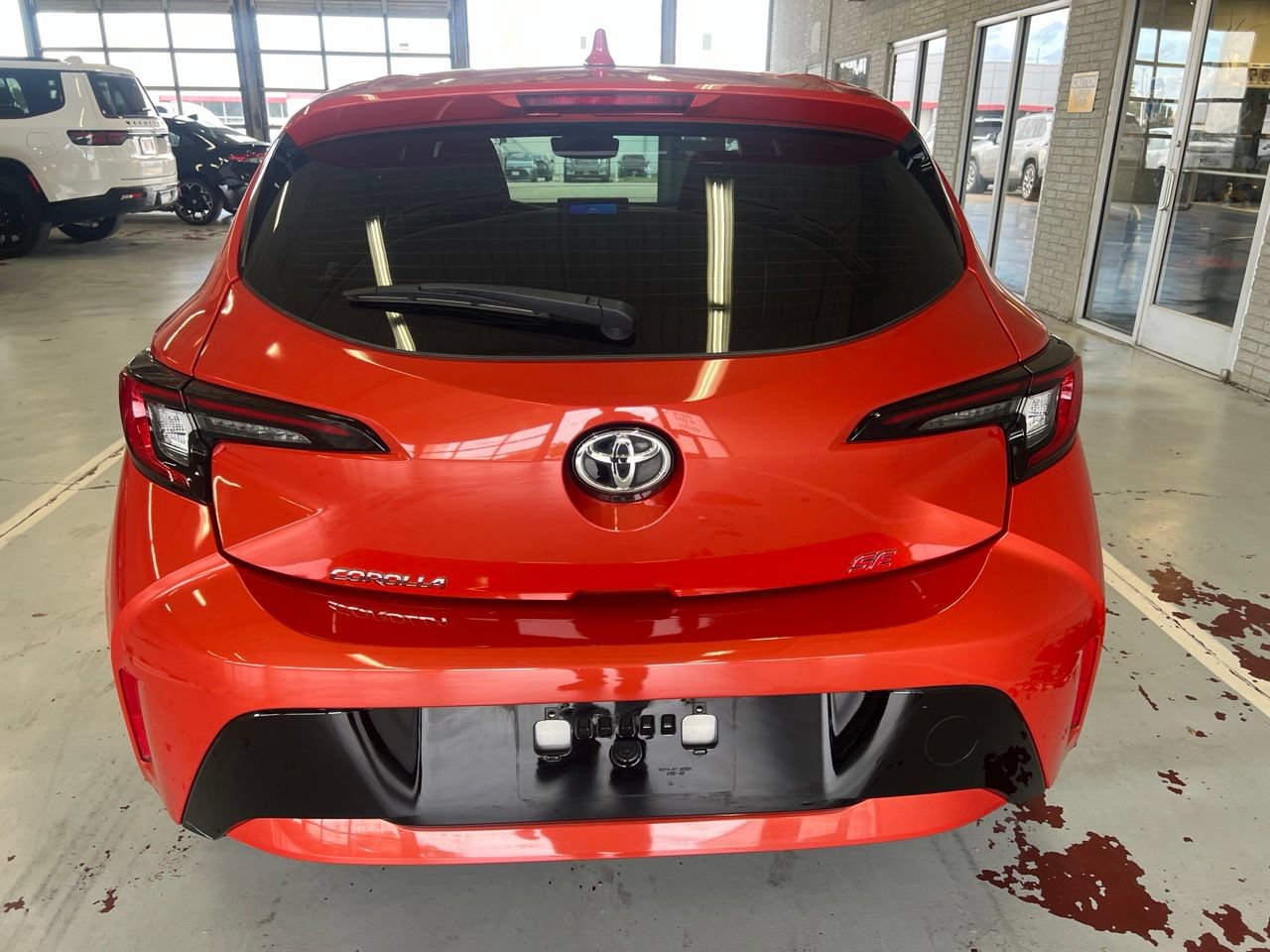 Used 2024 Toyota Corolla SE FWD image 5