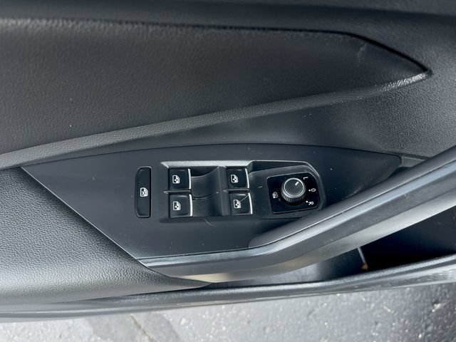 Used 2021 Volkswagen Jetta SE FWD image 15
