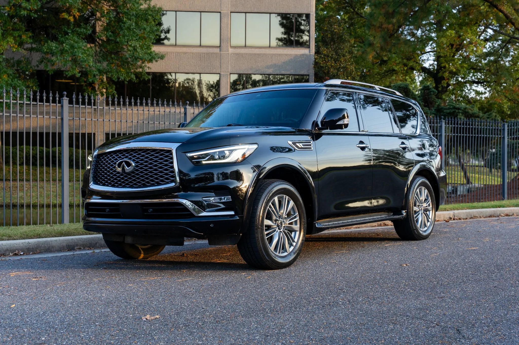 Used 2021 INFINITI QX80 Luxe w/ Cargo Package