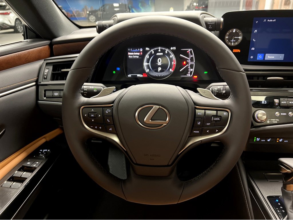 New 2025 Lexus ES 350 w/ Premium Package image 31