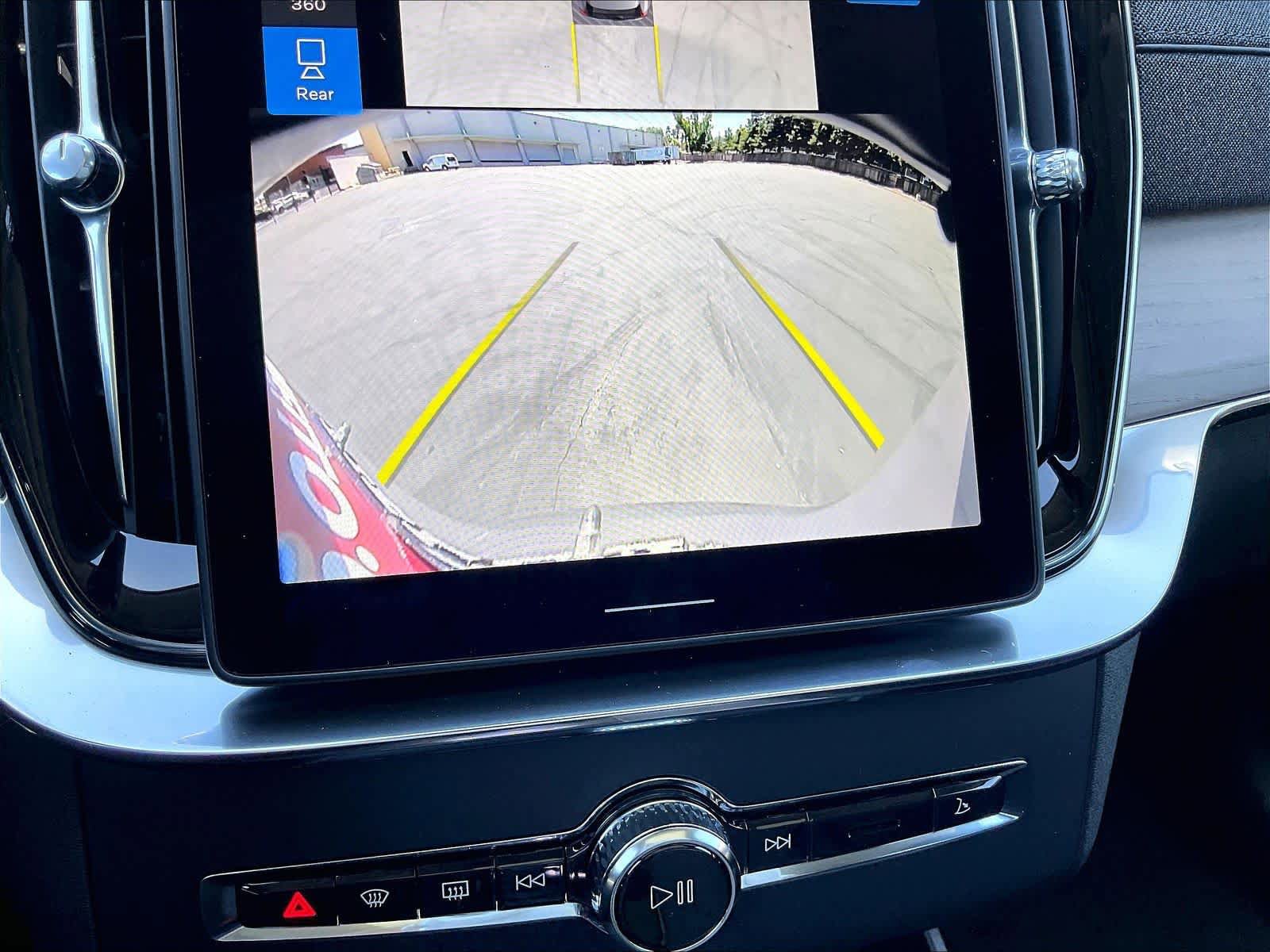 New 2026 Volvo XC90 T8 Plus w/ Protection Package AWD/4WD image 20