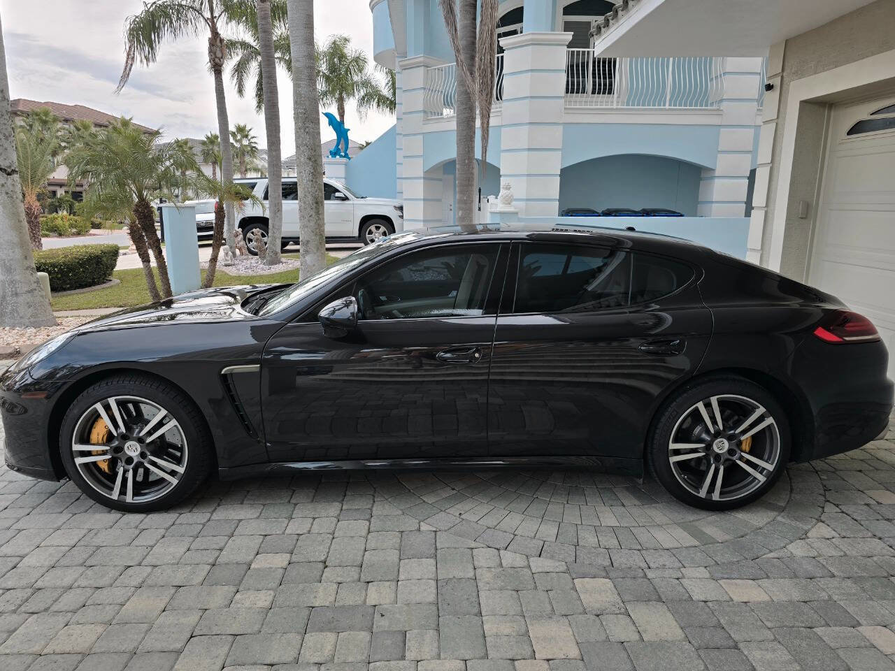 Used 2014 Porsche Panamera Turbo S w/ Exterior Package in Black image 35