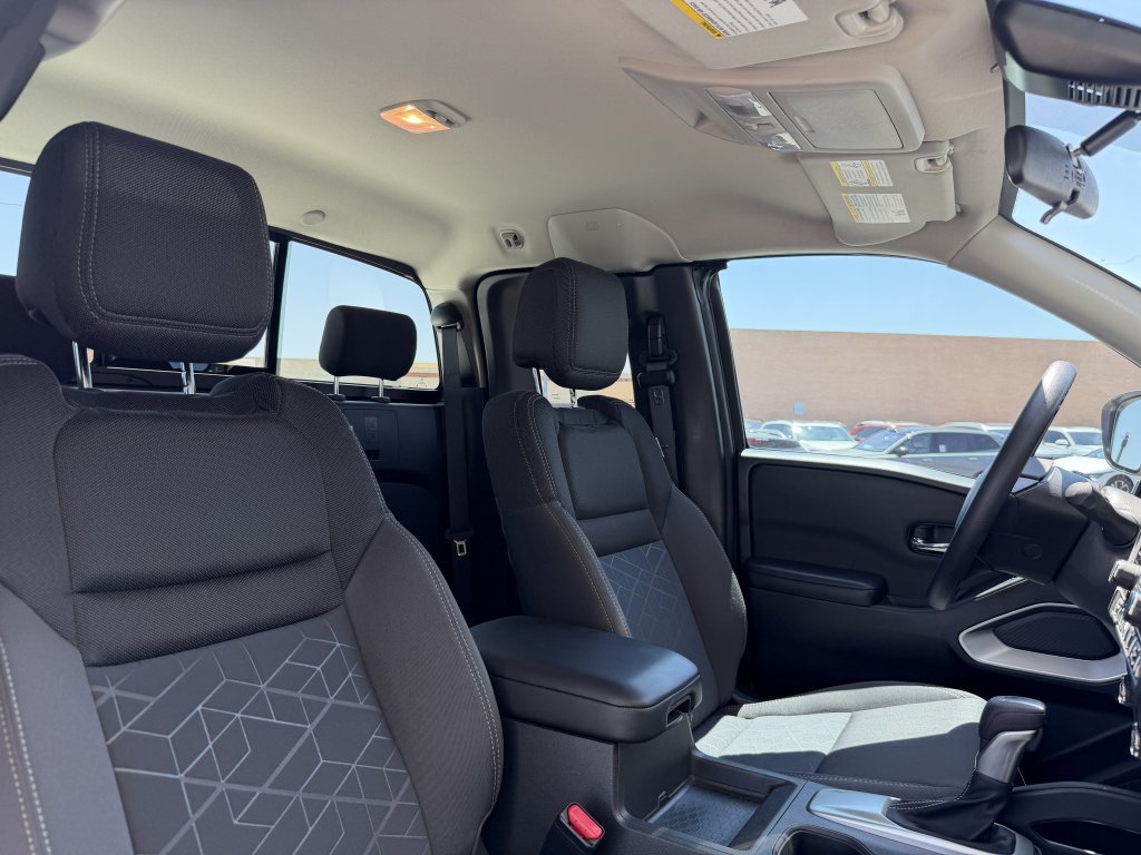 Used 2025 Nissan Frontier SV RWD image 38