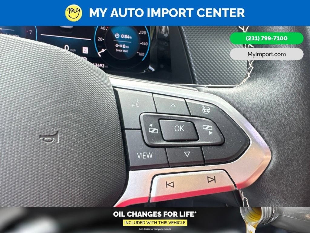 Used 2025 Volkswagen Atlas Cross Sport SEL AWD/4WD image 18