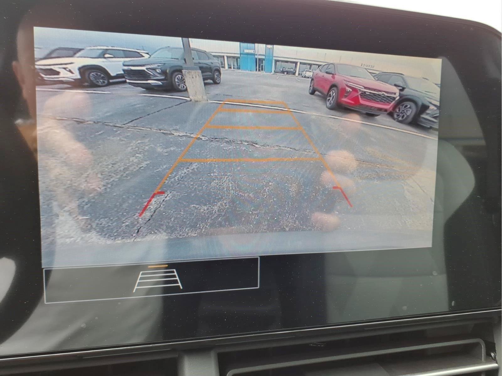 New 2026 Chevrolet Trax RS w/ Sunroof Package FWD image 26