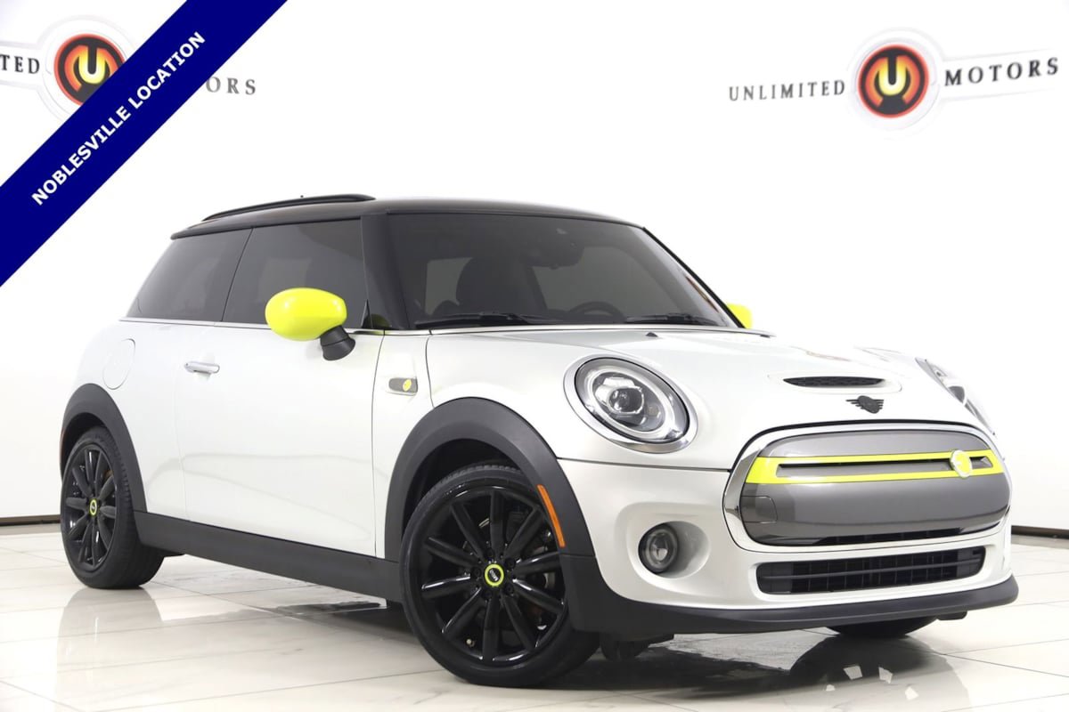 Used 2021 MINI Cooper SE w/ 6.5" Touchscreen Package FWD image 1