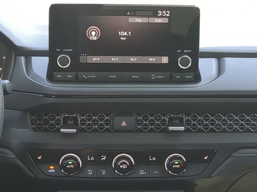 Certified 2025 Honda Accord SE image 16