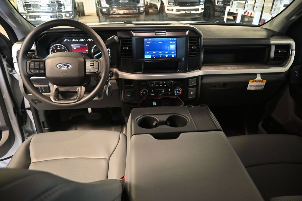 New 2026 Ford F350 XL w/ XL Chrome Package RWD image 21