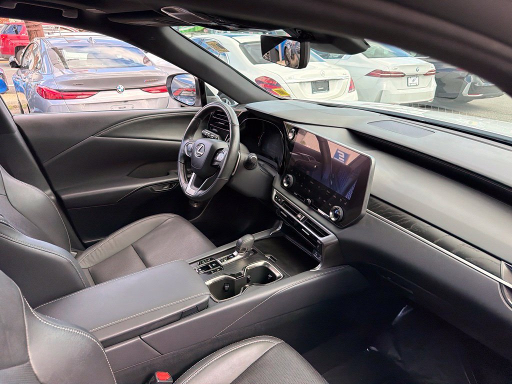 Used 2023 Lexus RX 350 Premium Plus w/ Accessory Package AWD/4WD image 23