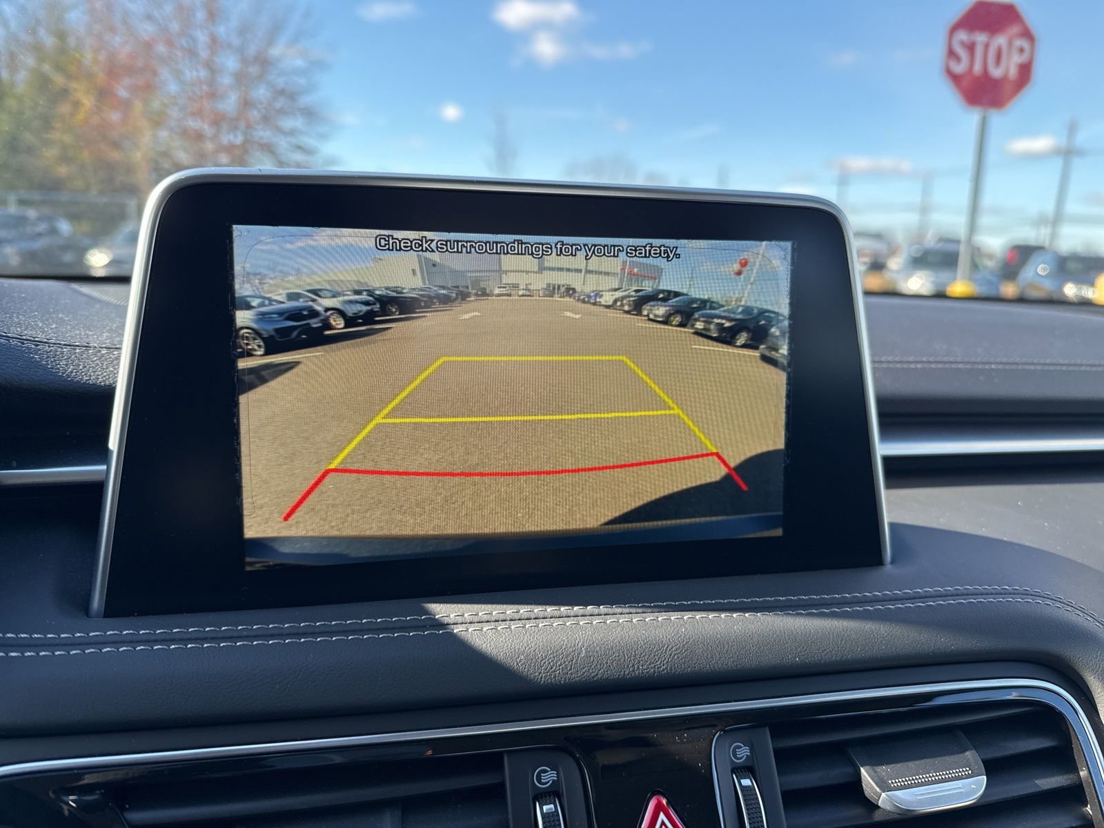 Used 2020 Genesis G70 2.0T image 19