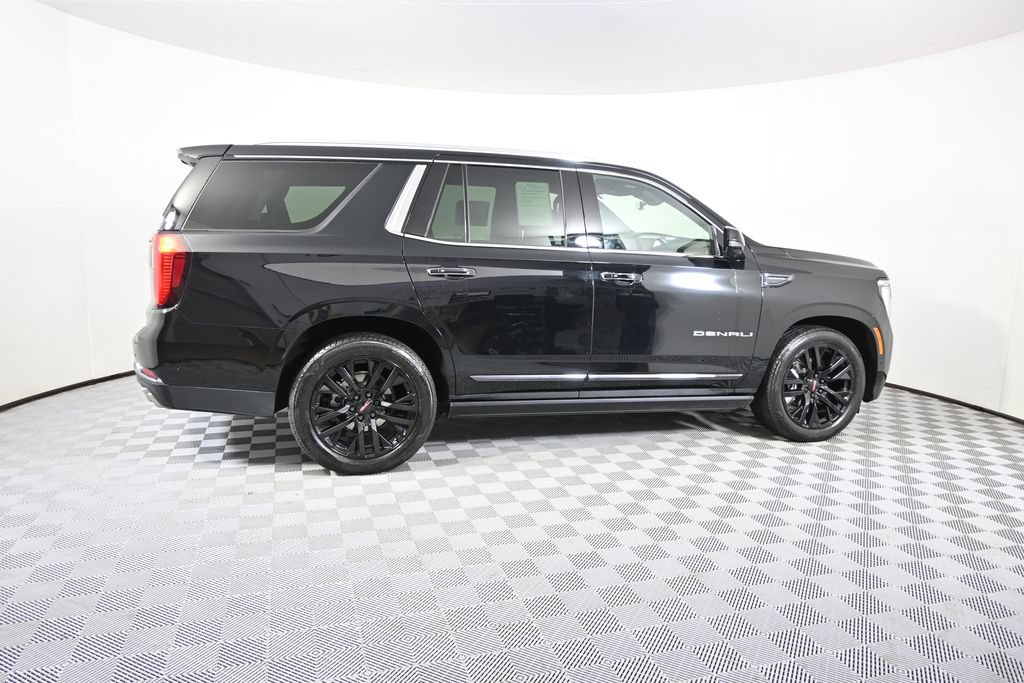 Used 2025 GMC Yukon Denali Ultimate AWD/4WD image 7