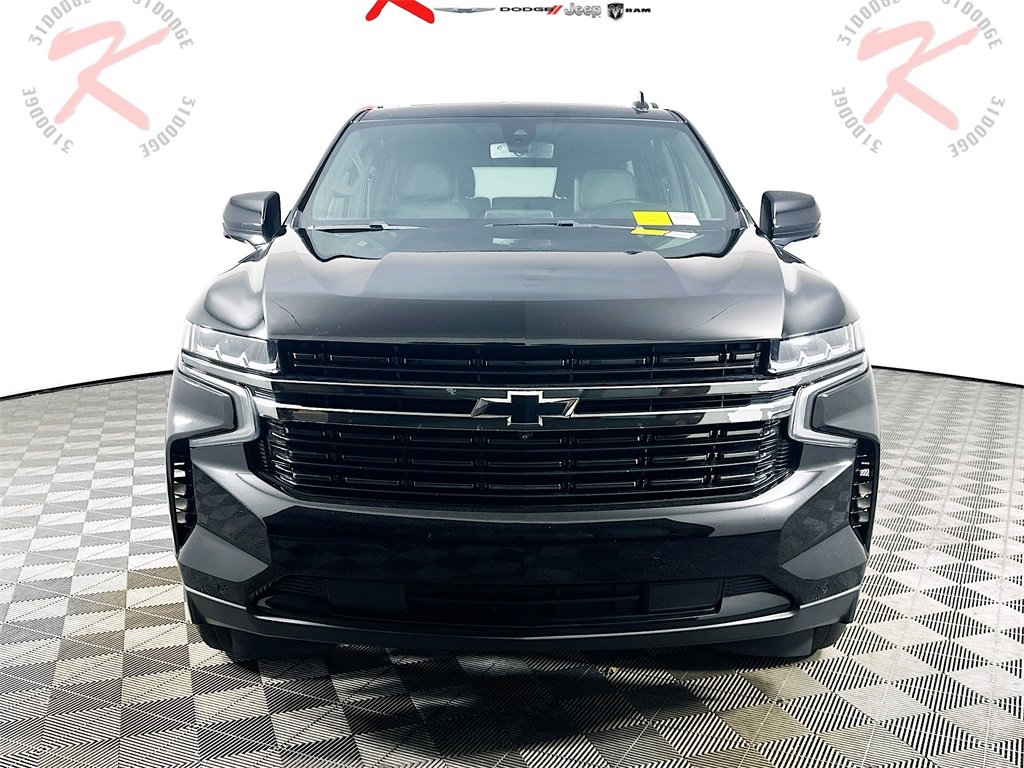 Used 2021 Chevrolet Suburban RST w/ Luxury Package image 2