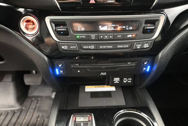 Certified 2020 Honda Pilot Black Edition image 29