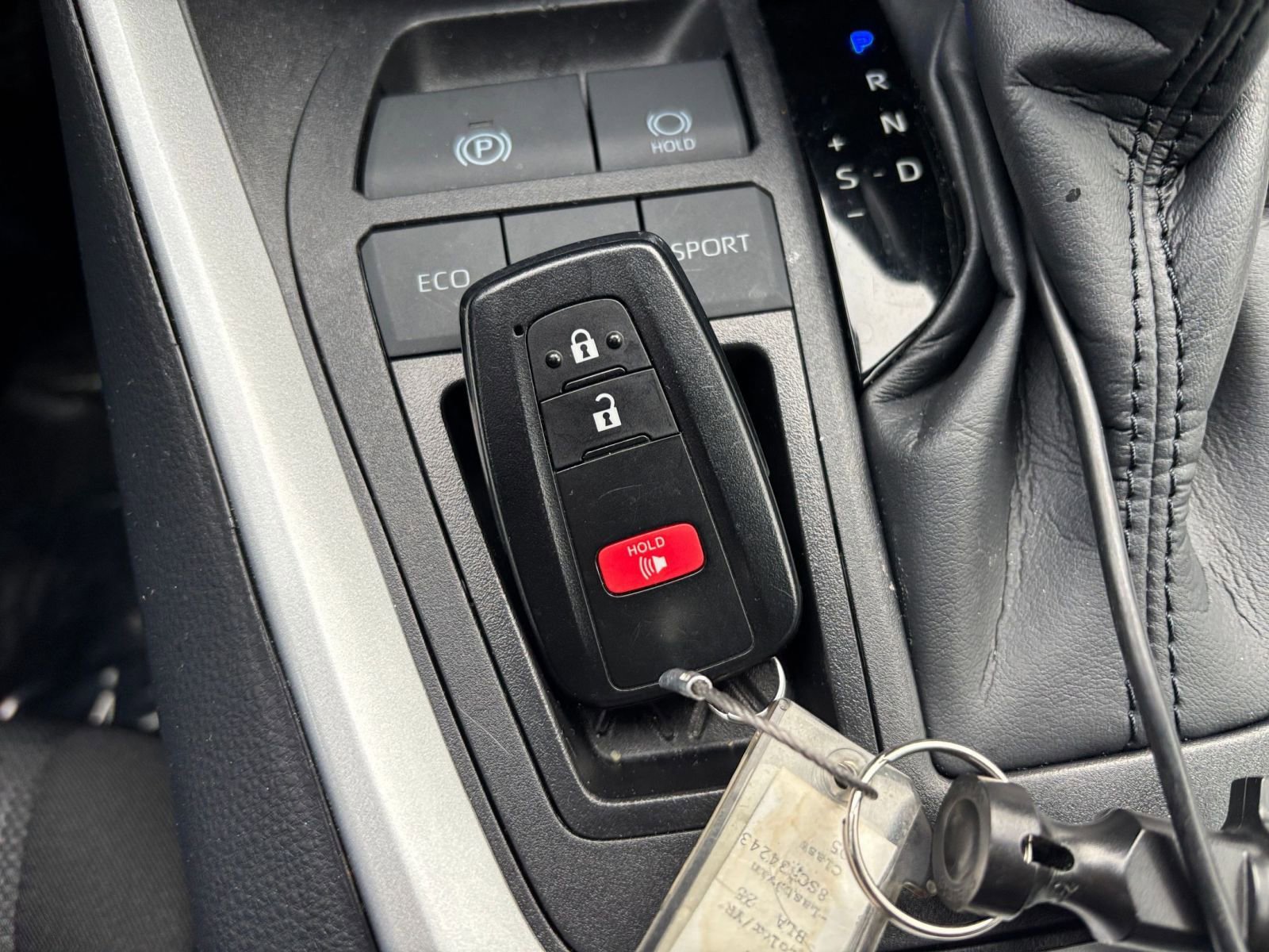 Used 2025 Toyota RAV4 XLE w/ Weather Package image 22