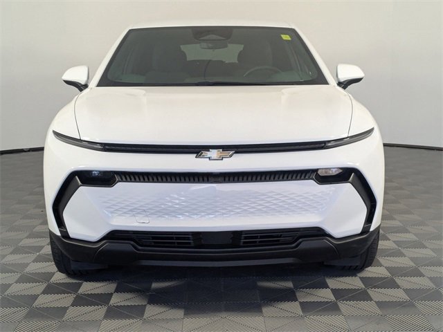 Certified 2025 Chevrolet Equinox EV LT image 3