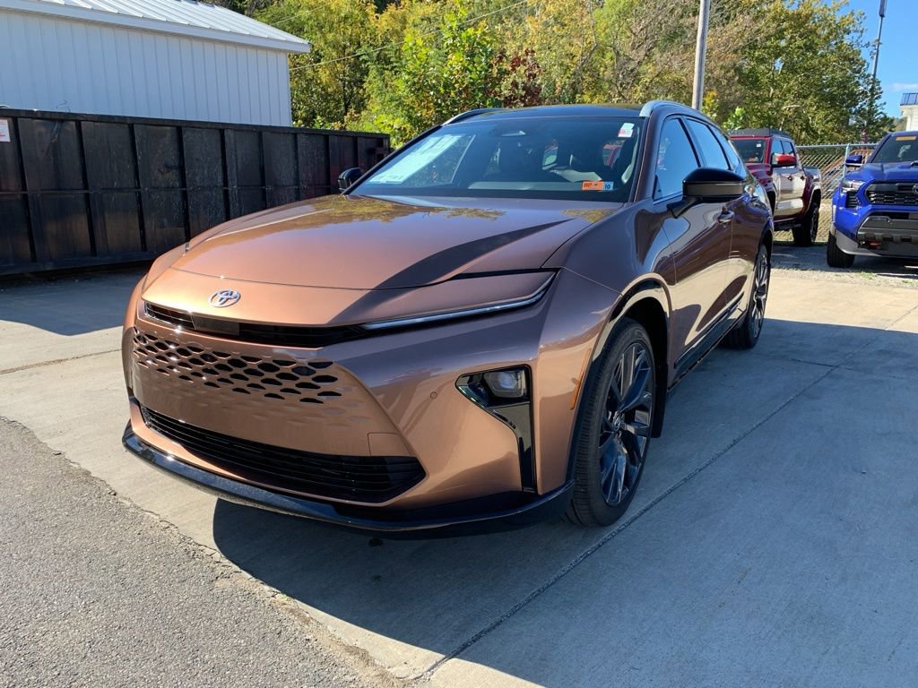 New 2025 Toyota Crown Signia image 7