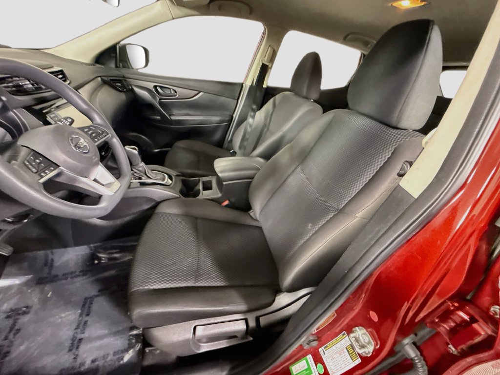 Used 2020 Nissan Rogue Sport S AWD/4WD image 23