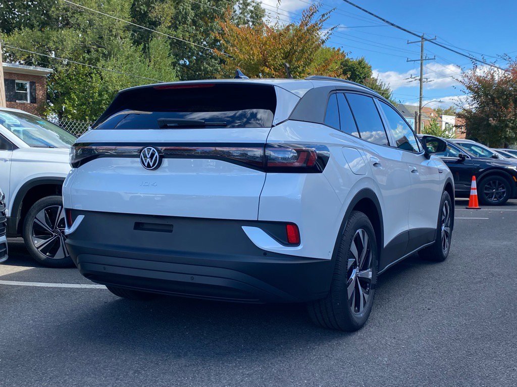 New 2025 Volkswagen ID.4 Pro image 3