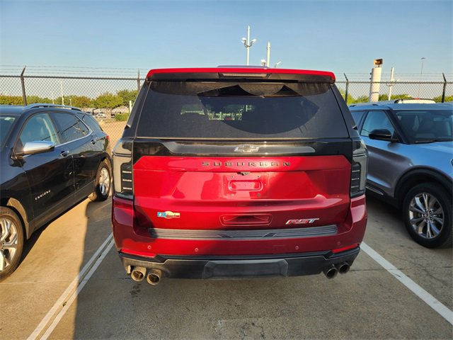 Used 2025 Chevrolet Suburban RST w/ RST Capability Package AWD/4WD image 5