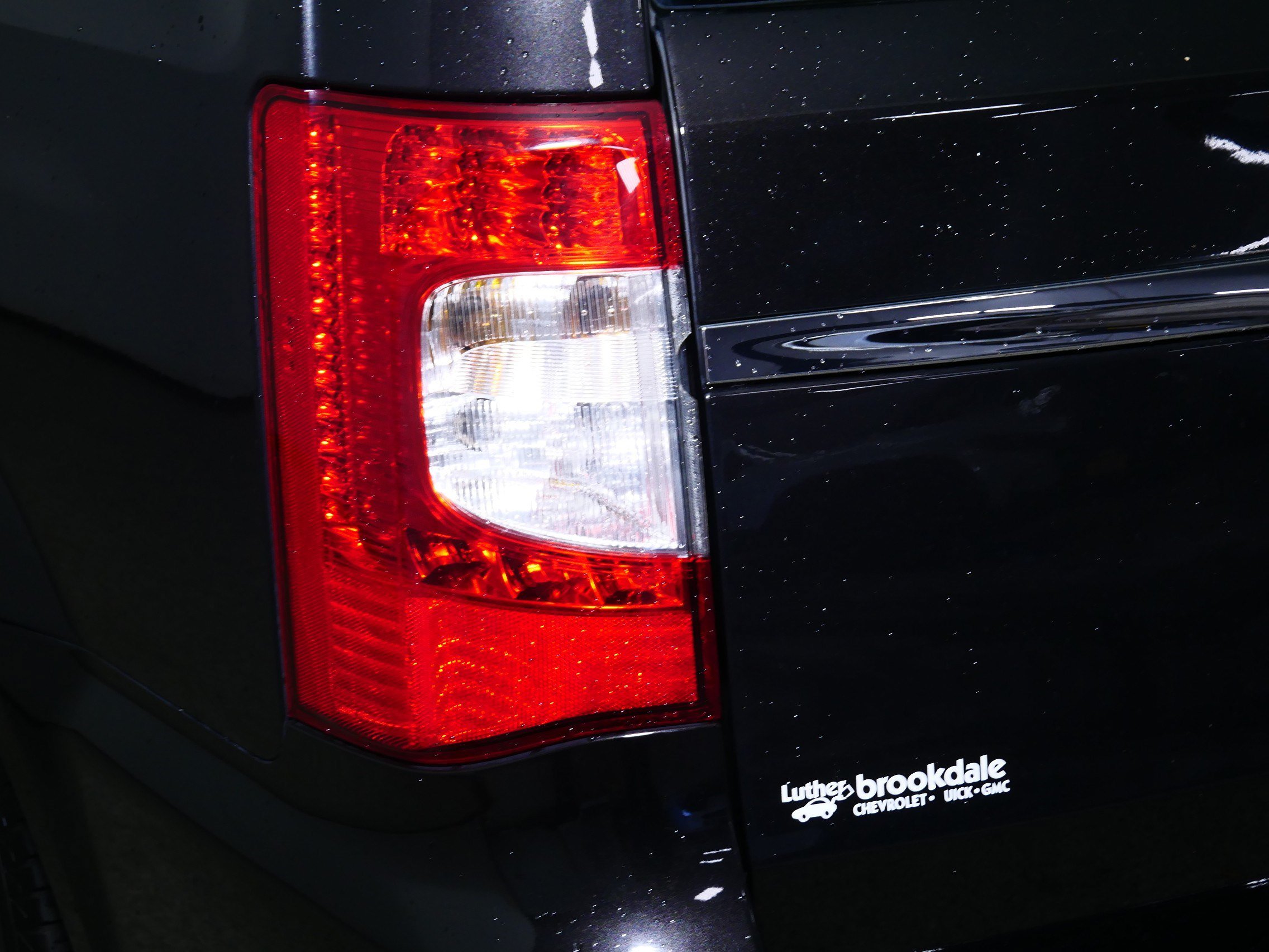 Used 2015 Chrysler Town & Country Touring-L w/ Driver Convenience Group FWD image 17
