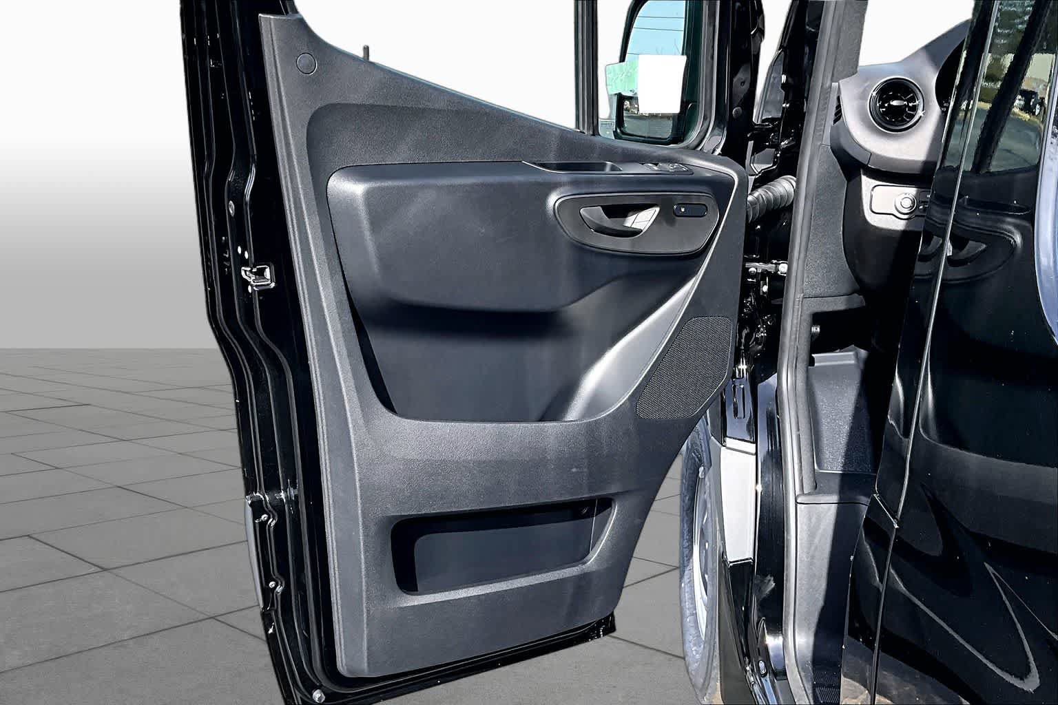 New 2026 Mercedes-Benz Sprinter 2500 image 10