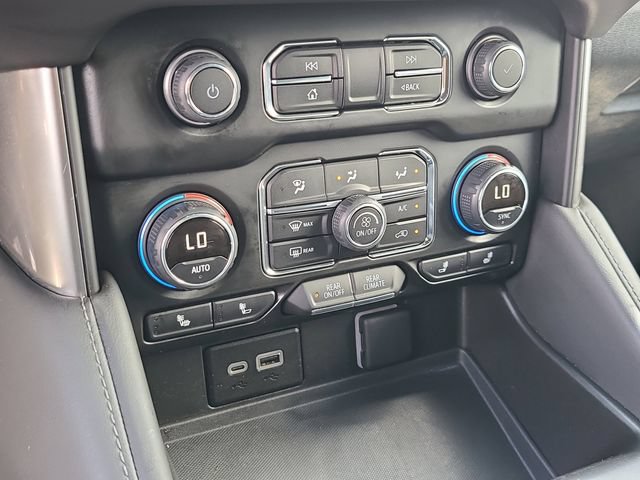 Used 2024 Chevrolet Suburban LT AWD/4WD image 30