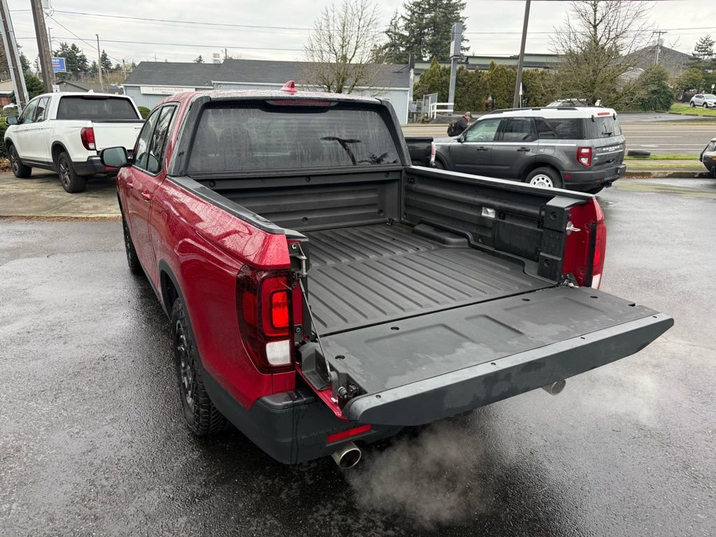 Certified 2025 Honda Ridgeline Sport+ image 9