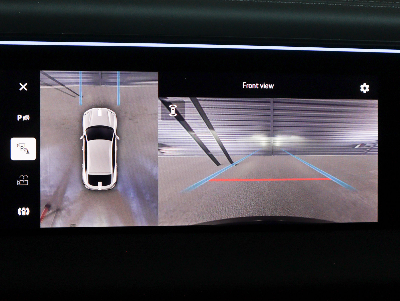 Used 2025 Porsche Macan Turbo Electric image 21