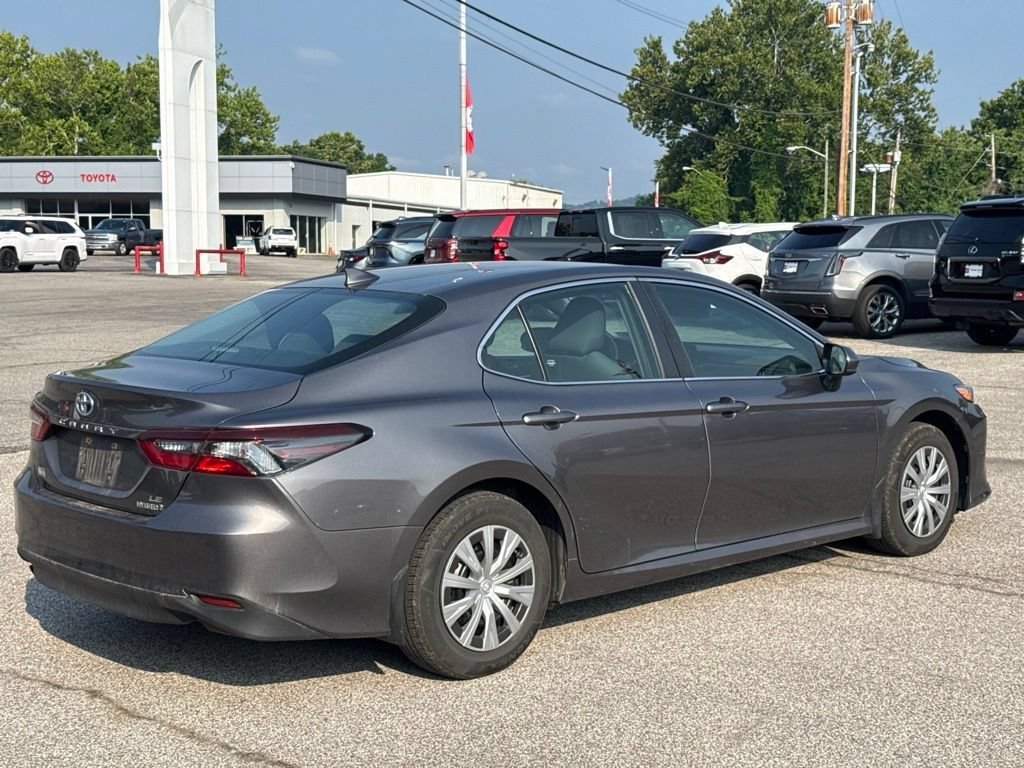 Used 2022 Toyota Camry LE FWD image 6
