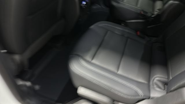 New 2027 Chevrolet Traverse LT w/ Midnight/Sport Edition FWD image 27