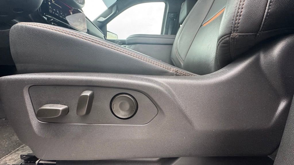 Used 2024 GMC Sierra 1500 AT4 w/ Technology Package image 26