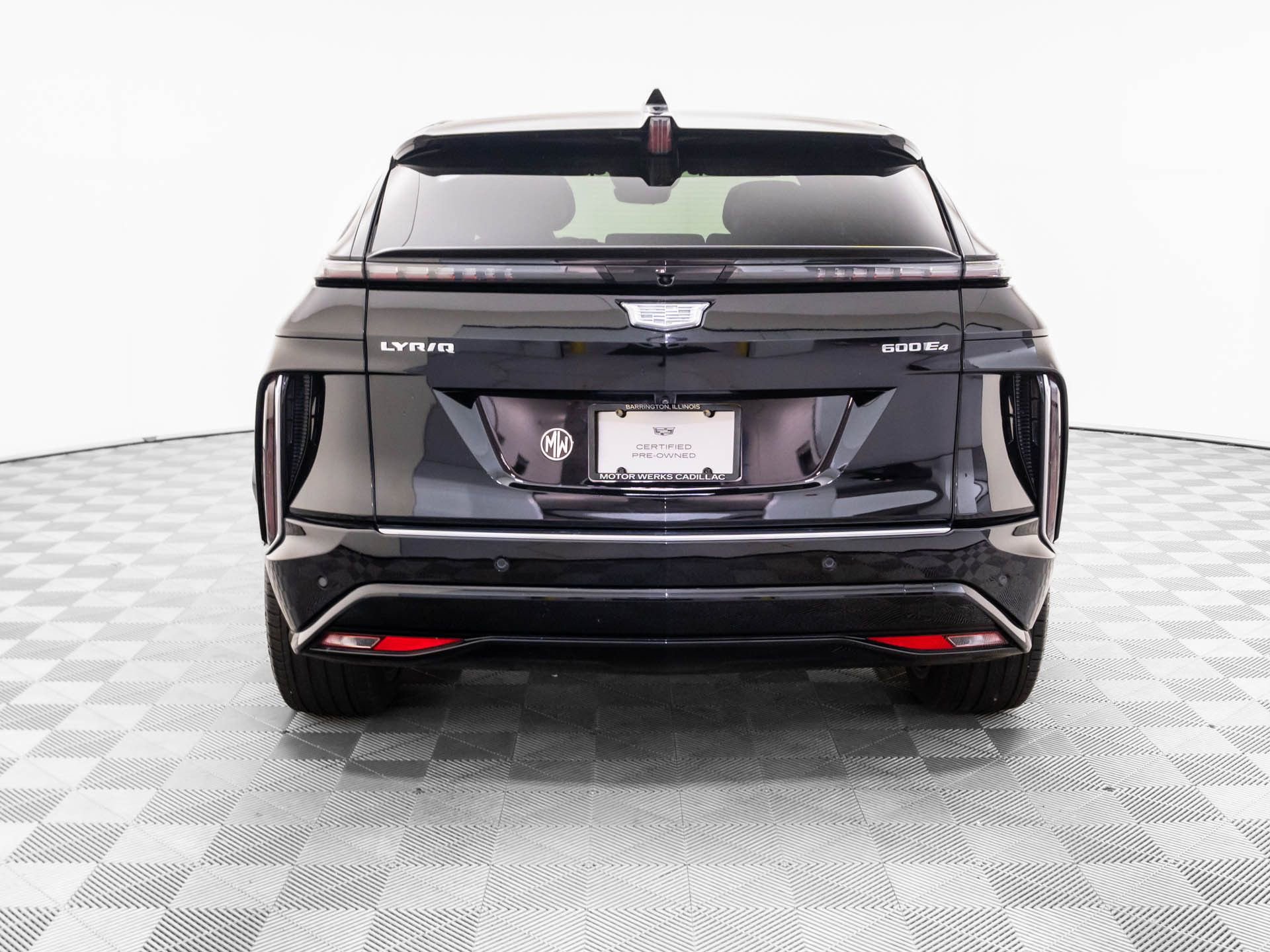 Certified 2025 Cadillac Lyriq Luxury w/ LPO, Floor Liner Package AWD/4WD image 4