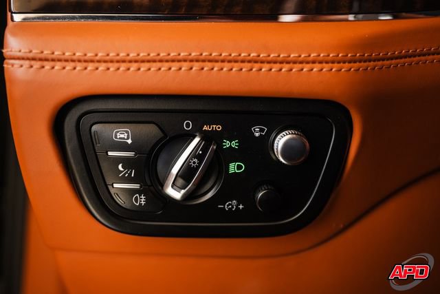 Used 2017 Bentley Bentayga image 75
