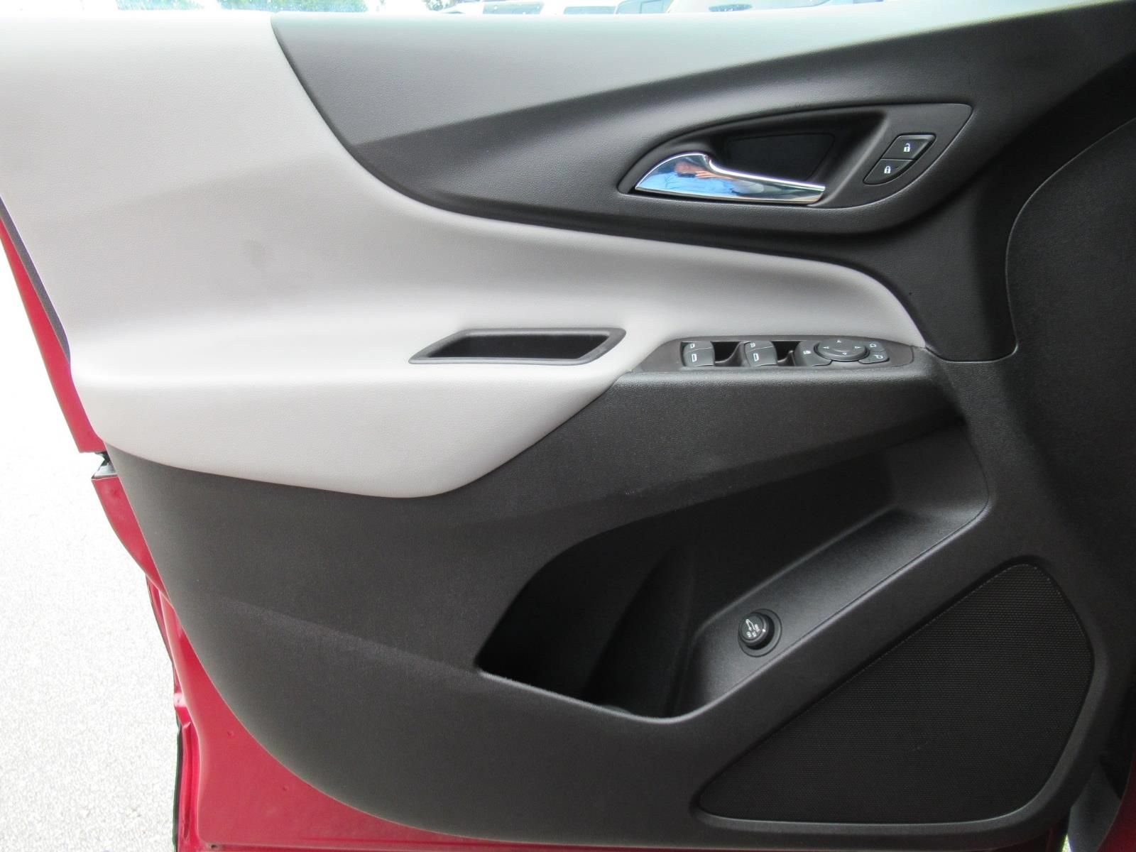 Used 2020 Chevrolet Equinox LT AWD/4WD image 21