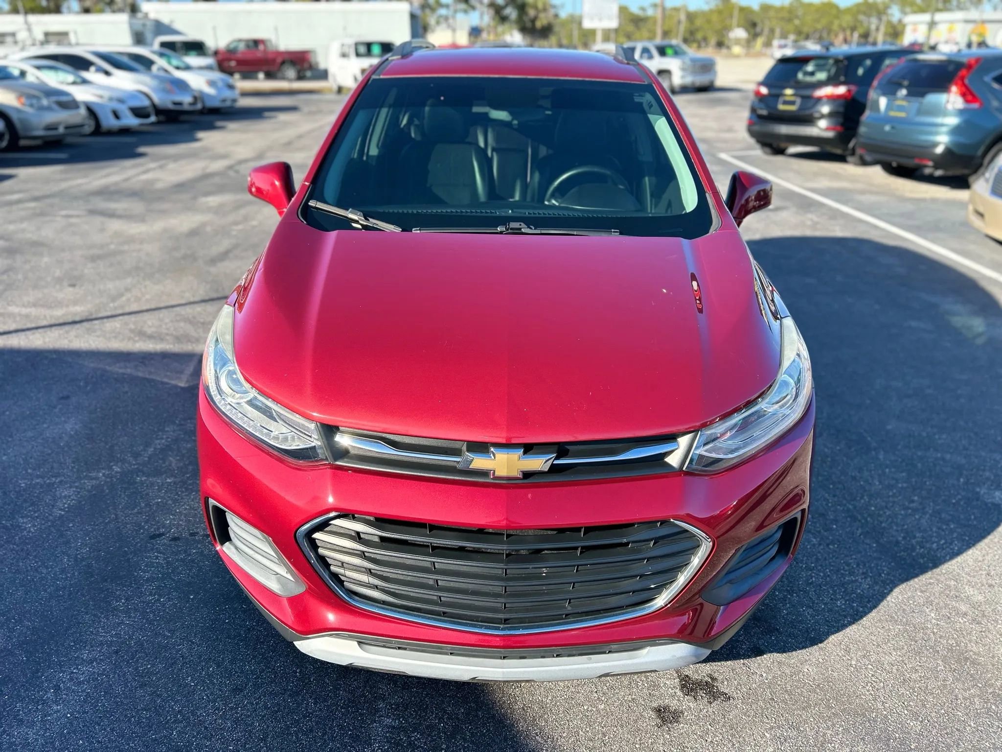 Used 2019 Chevrolet Trax LT w/ LT Convenience Package image 3
