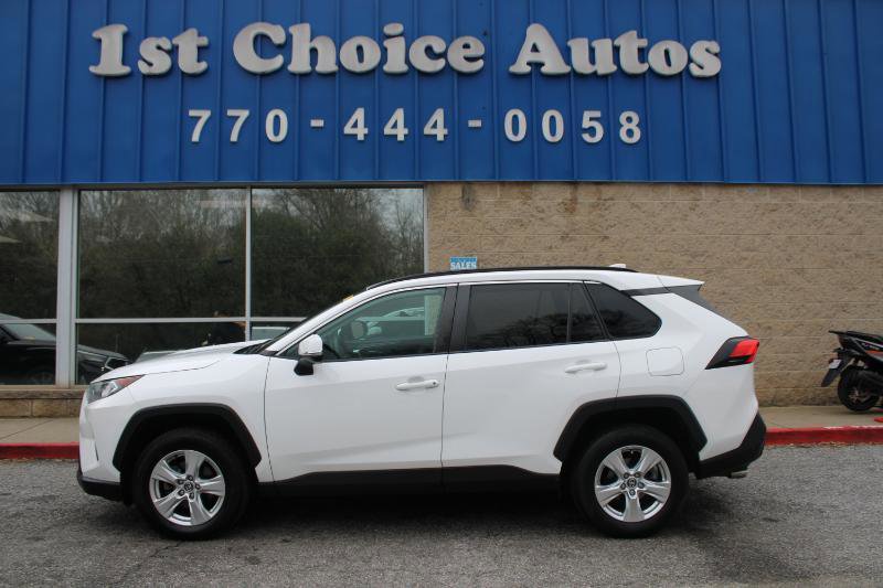 Used 2020 Toyota RAV4 XLE AWD/4WD image 8