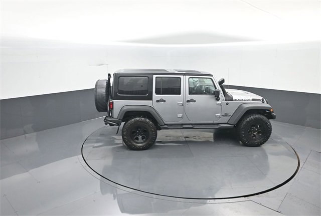 Used 2017 Jeep Wrangler Unlimited Rubicon w/ Connectivity Group image 25