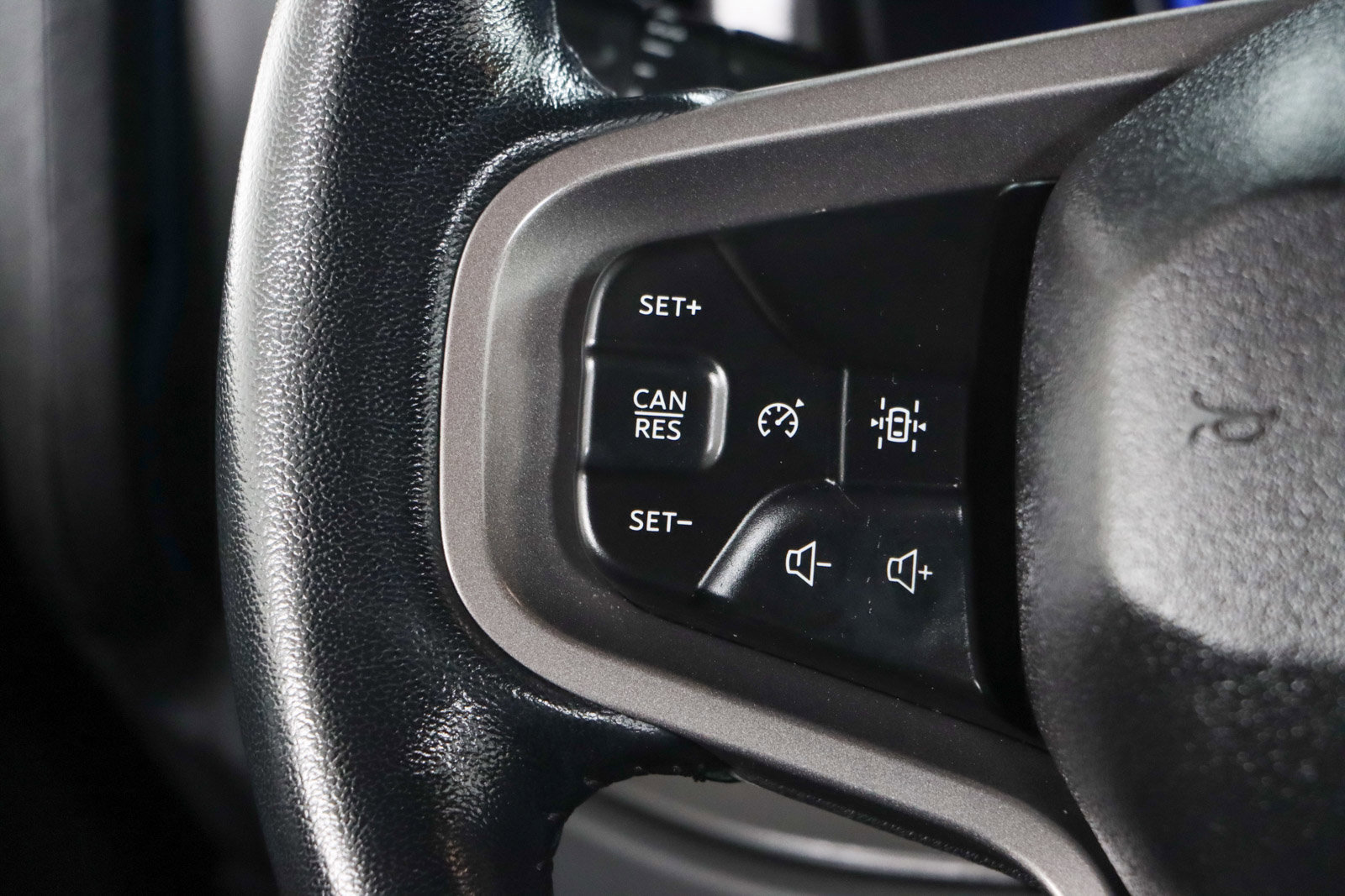 Used 2023 Ford Bronco Black Diamond AWD/4WD image 13