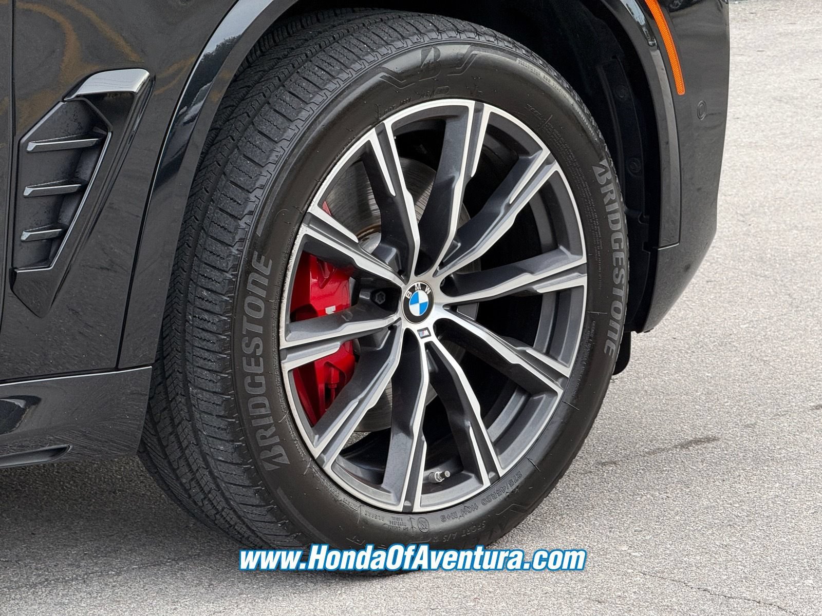 Used 2024 BMW X5 sDrive40i w/ M Sport Package RWD image 7