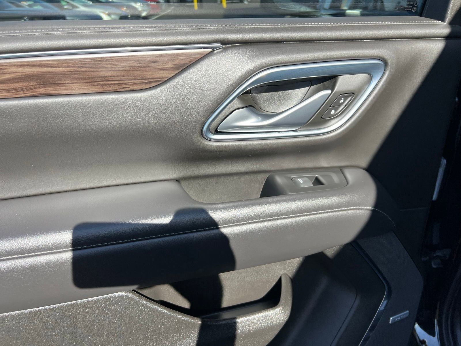 Used 2022 Chevrolet Tahoe Z71 w/ Luxury Package image 56