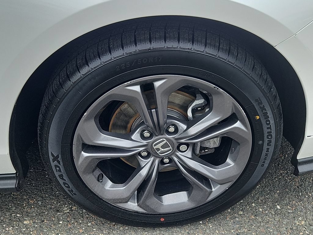 Certified 2023 Honda Accord EX image 10