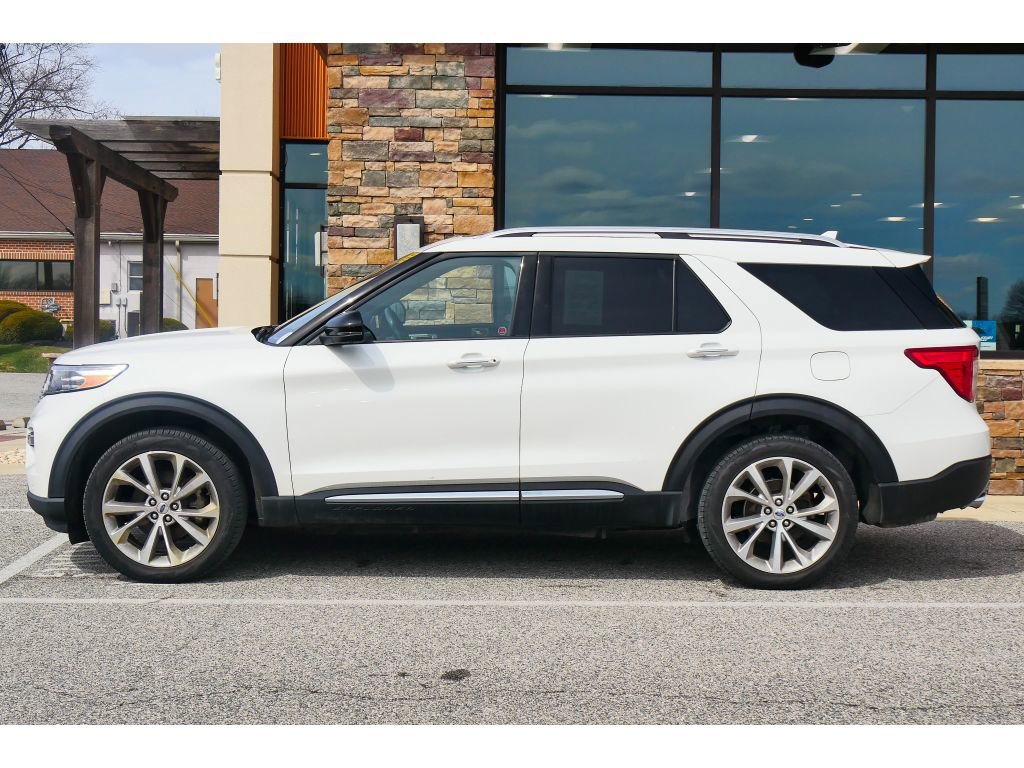 Used 2022 Ford Explorer Platinum w/ Technology Package AWD/4WD image 6