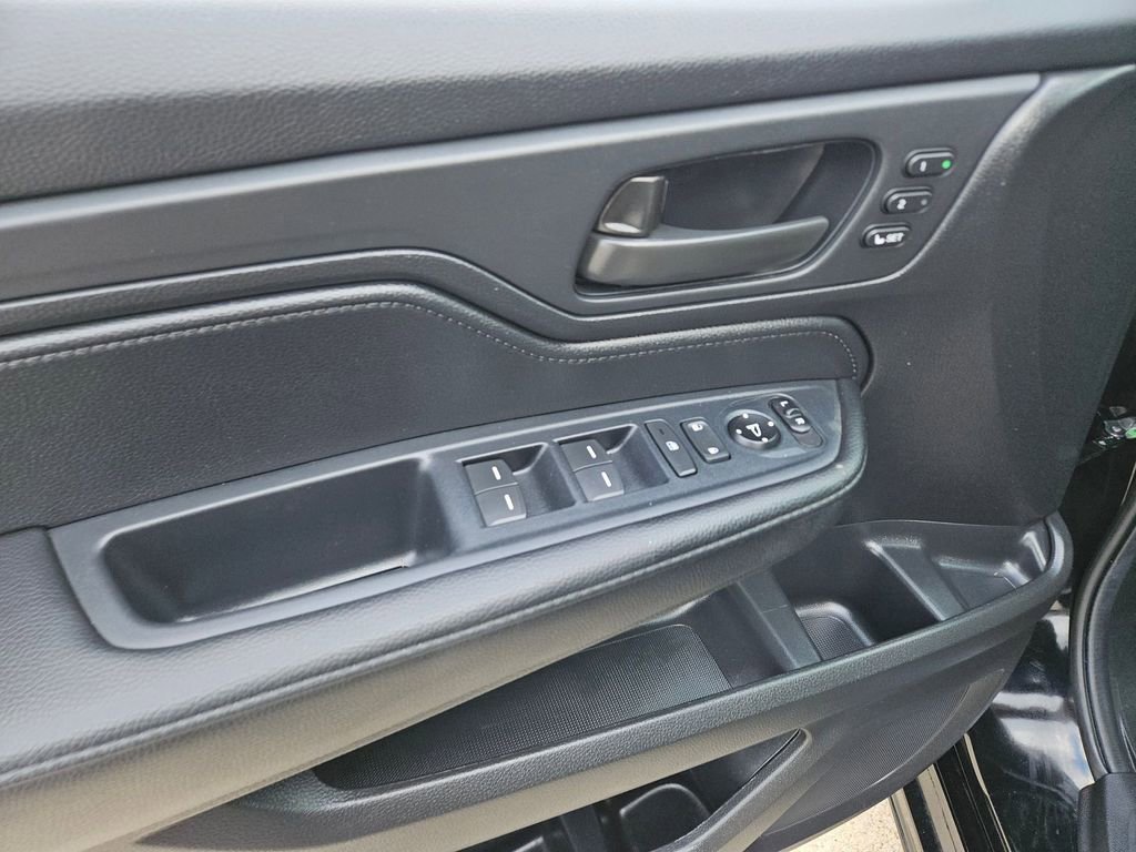 Used 2025 Honda Odyssey Sport-L image 15