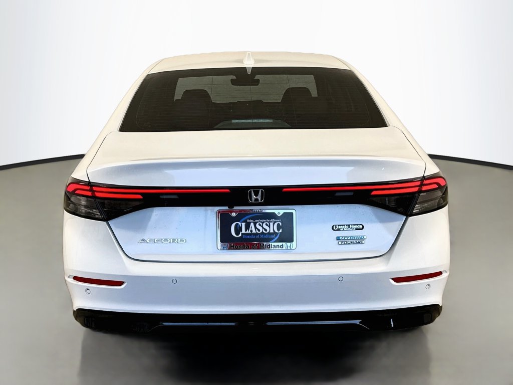 Used 2025 Honda Accord Touring image 6