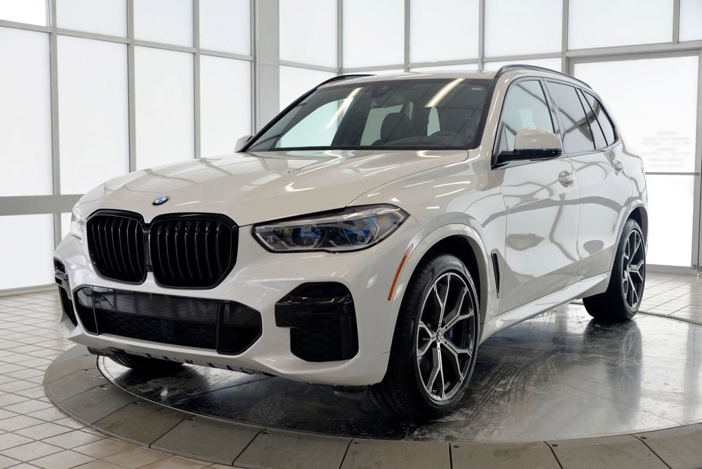 Used 2023 BMW X5 xDrive40i w/ Executive Package image 3