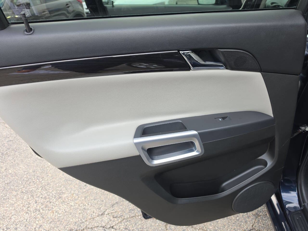 Used 2014 Chevrolet Captiva Sport LTZ FWD image 10