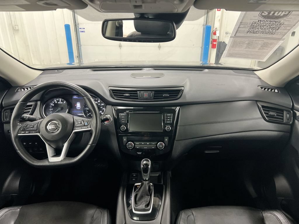 Used 2019 Nissan Rogue SL w/ Premium Package AWD/4WD image 10
