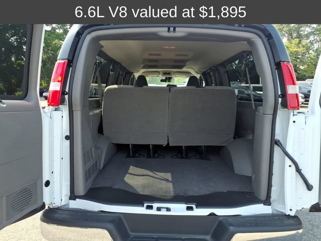 New 2026 Chevrolet Express 3500 LT w/ LT Preferred Equipment Group RWD image 6