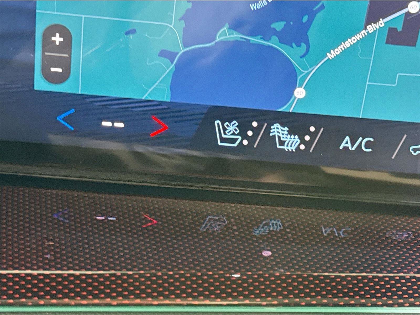 New 2026 Chevrolet Traverse RS w/ LPO, Floor Liner Package AWD/4WD image 15